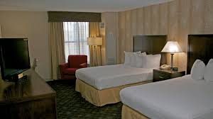 DoubleTree Hilton by Norfolk Airport 2