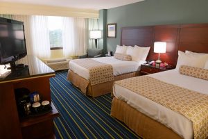 Crowne Plaza Va Beach 1